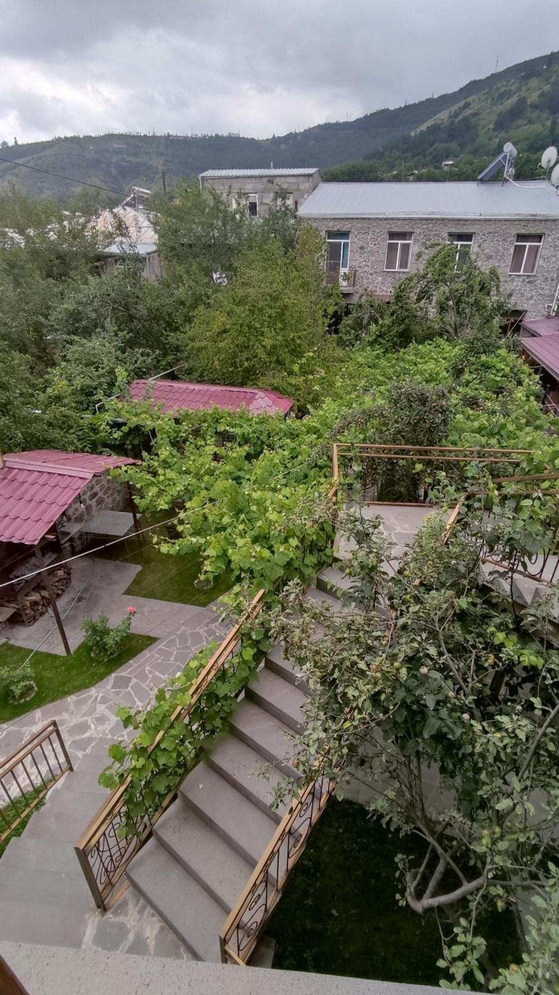 Mthnadzor Hotel Goris Exterior foto